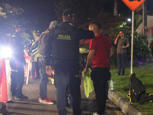 #Medellín/ Autoridades en Medellín logran la incautación de 1.500 dosis de droga, 62 armas y 15 capturas