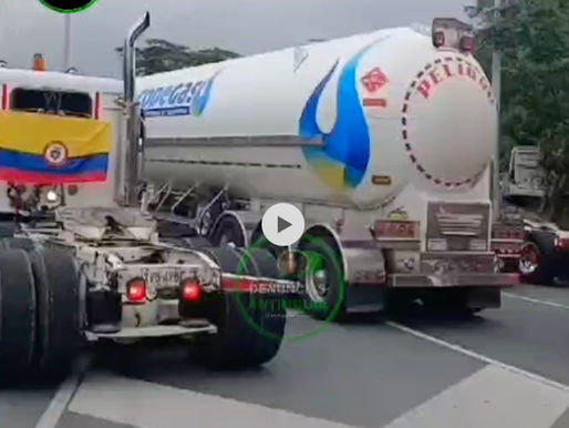 Se presenta paro camionero en diferentes vías de Antioquia.