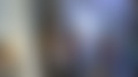 #Barbosa/ en video quedó registrado el intento de hurto a 2 personas que estaban en un local comercial cerca a la bomba de terpel, sujeto se baja de una motocicleta y con arma de fuego amenaza a comen