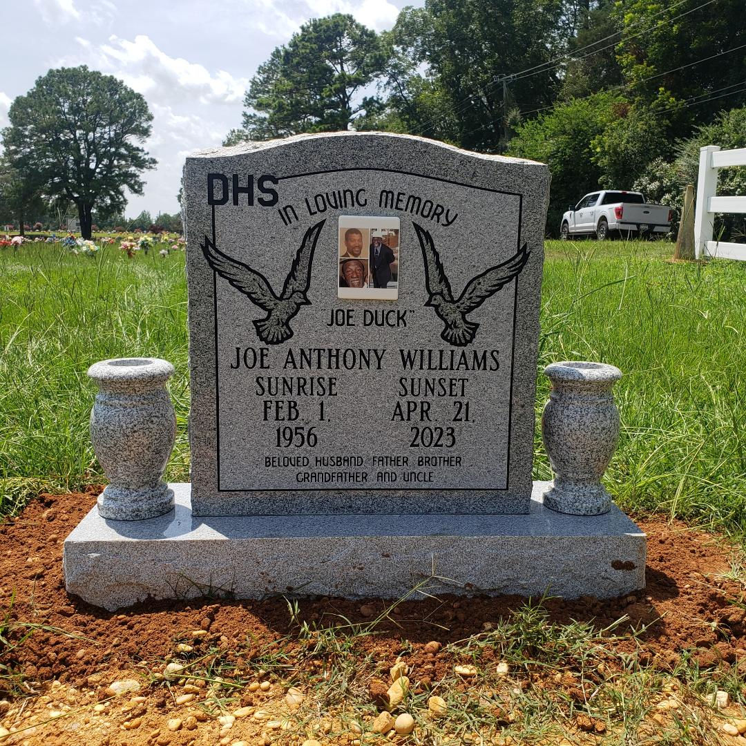 LARGE 4INCH DIE WITH SPECIAL SIZE PHOTO & VASE SET