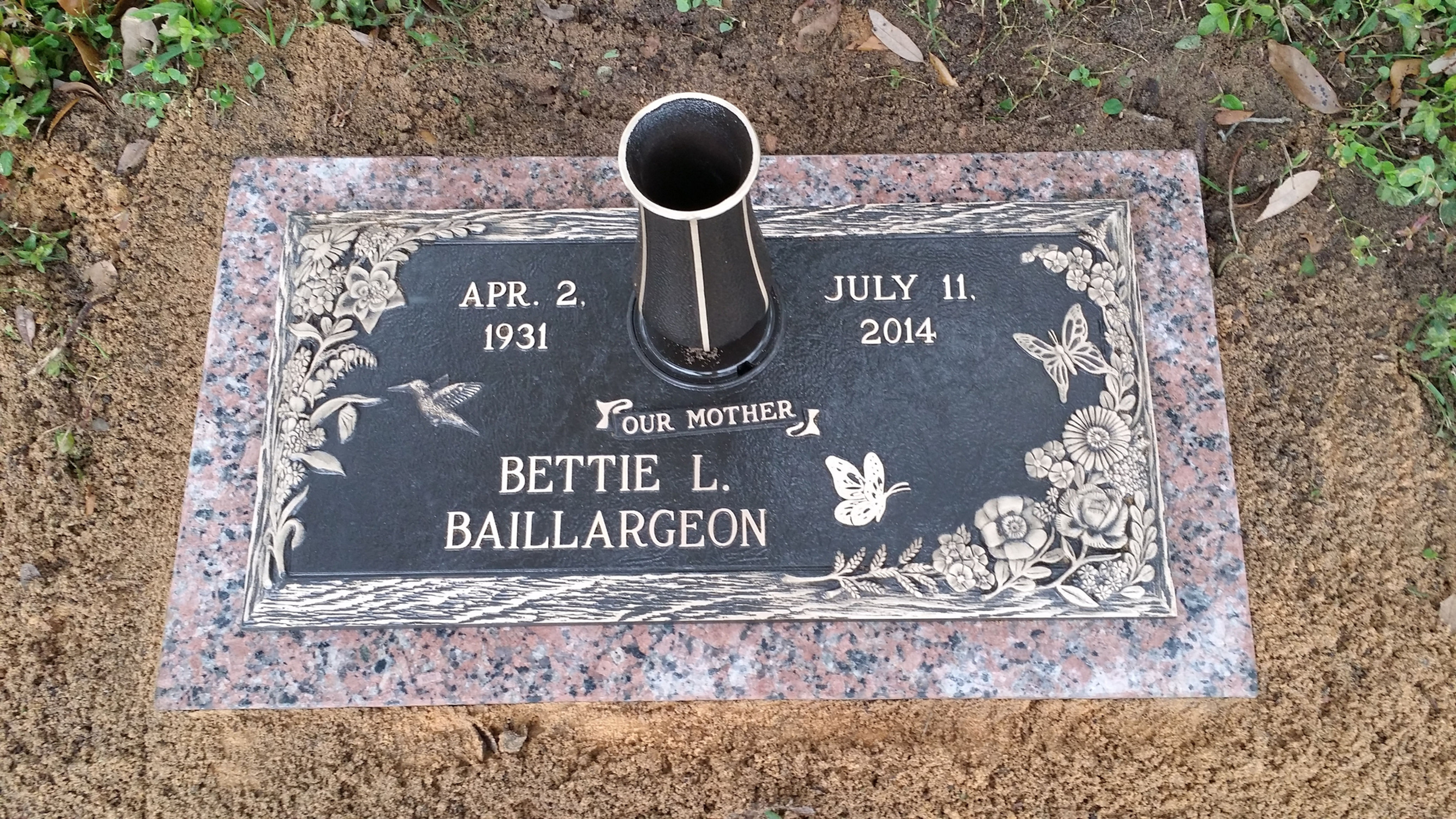 COLDSPRING MONUMENT SPECIAL & VASE