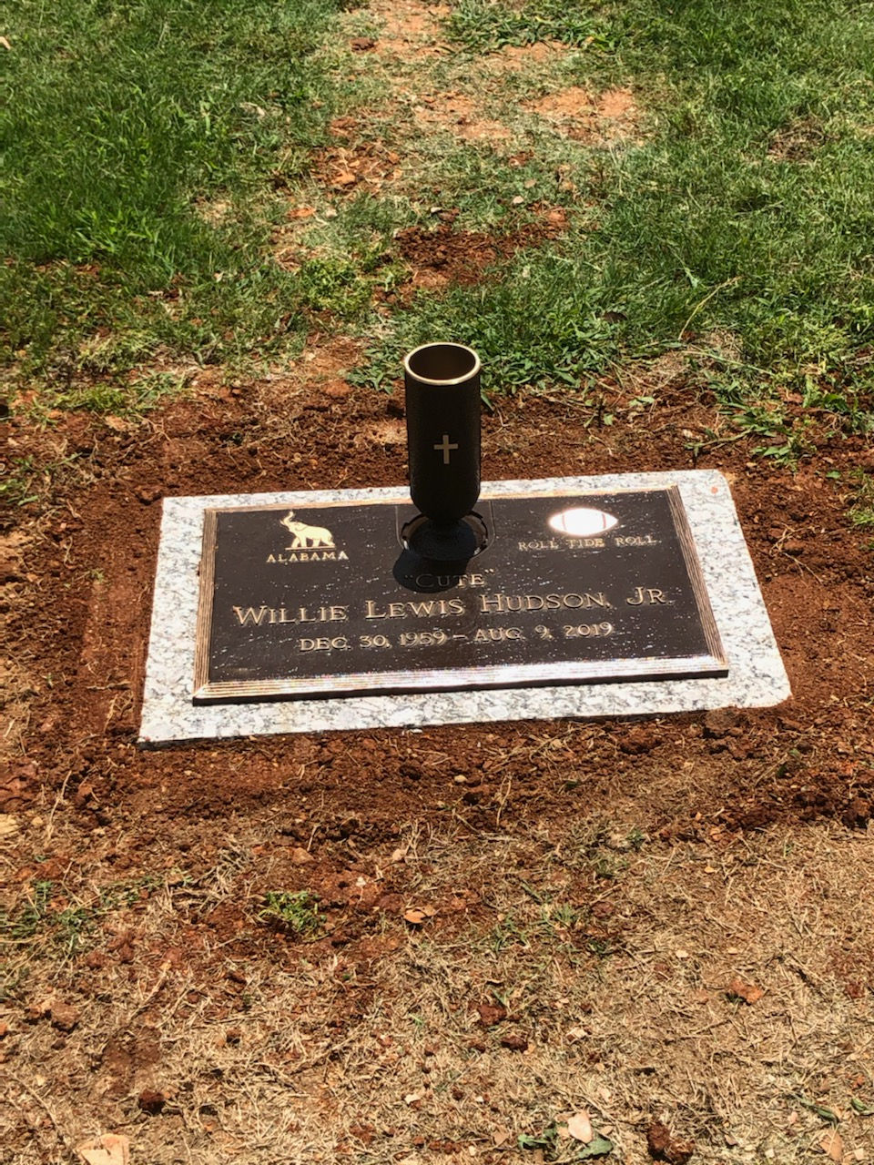 Thumbnail:  24X14 SINGLE BRONZE & VASE