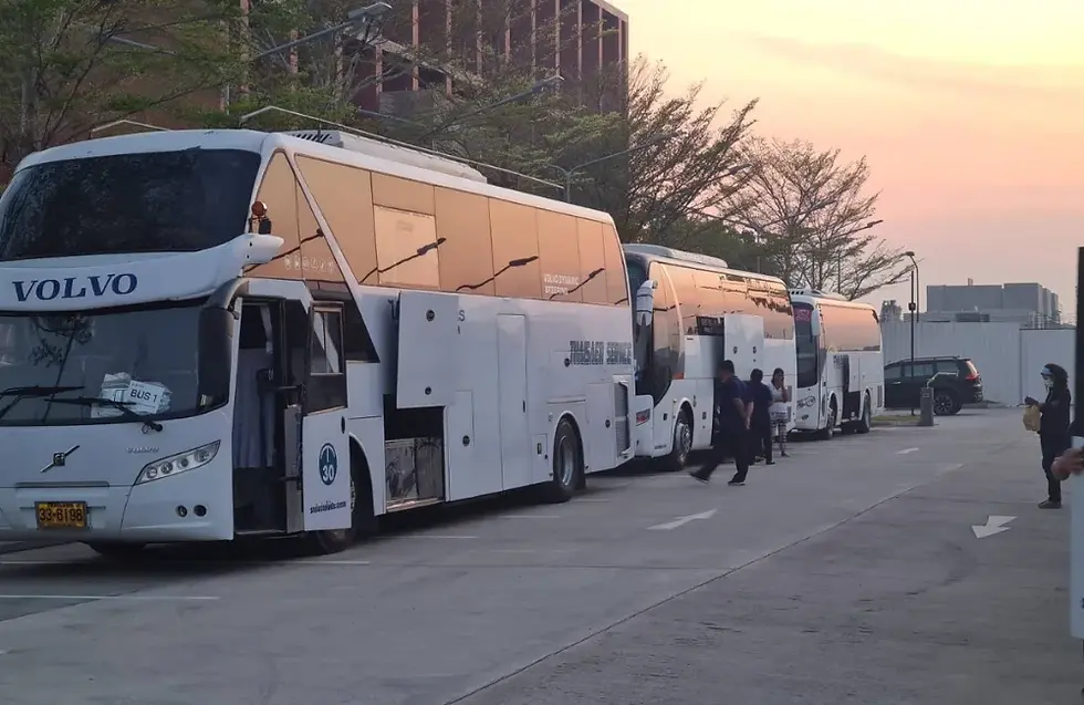 กิจกรรมนันทนาการบนรถทัวร์