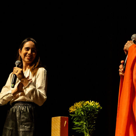 Letícia Pacheco: A Mentora da Voz Autêntica une Ciência e Consciência para a Transformação Pessoal