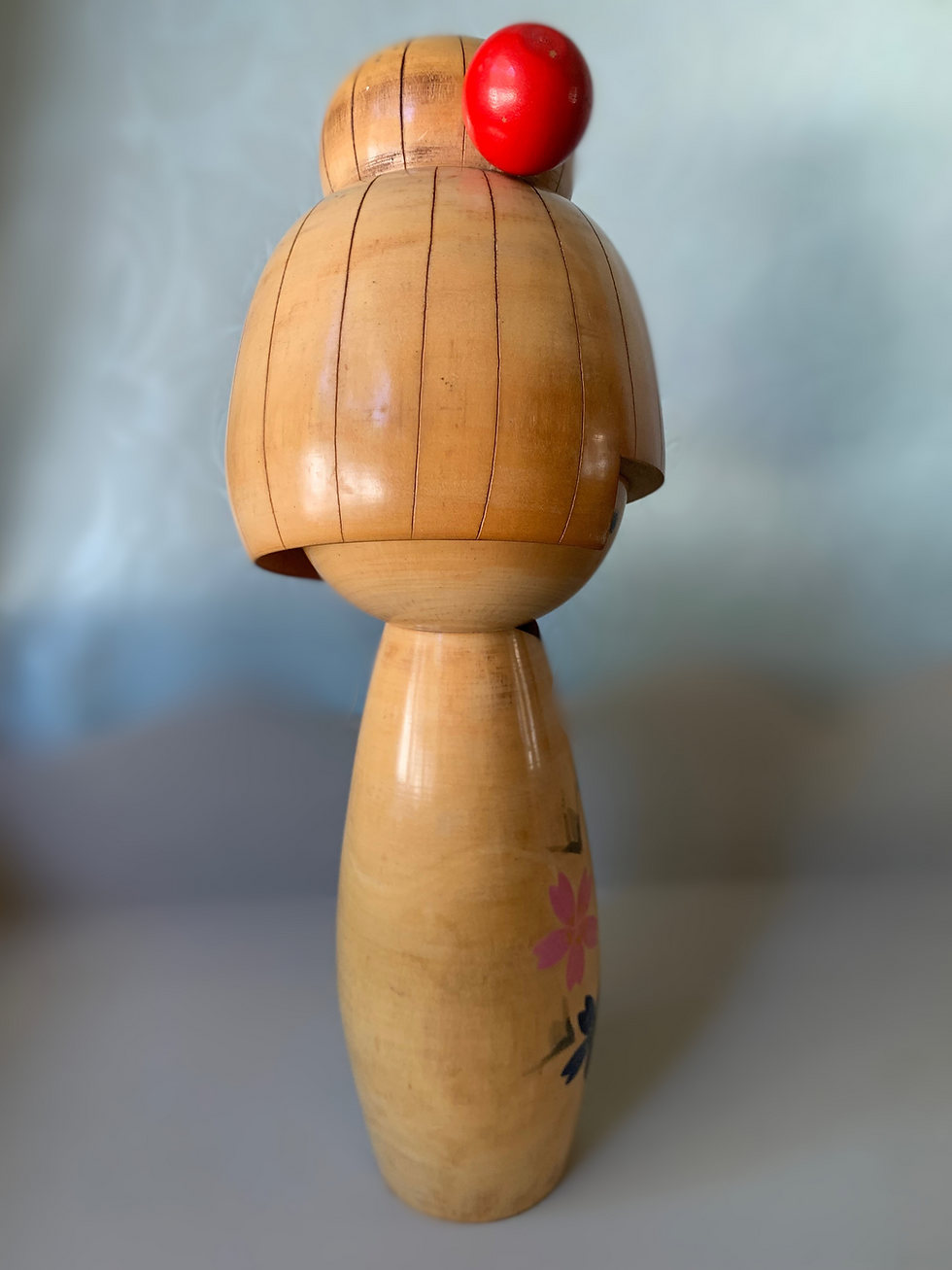 Thumbnail: Warai by Ishida Waichi | Sosaku Kokeshi Doll