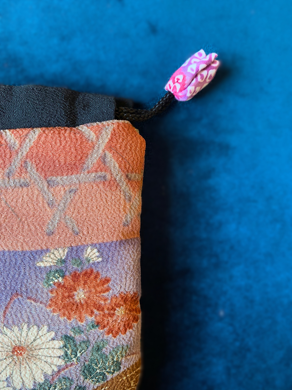 Thumbnail: Syunka Kimono Silk Pouch