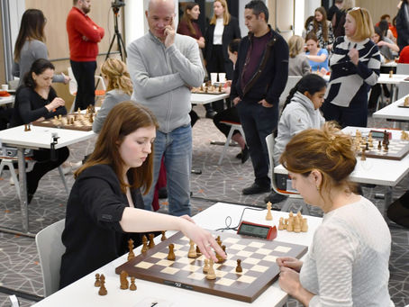 Eline Roebers kroont zich tot Europees blitzkampioen!