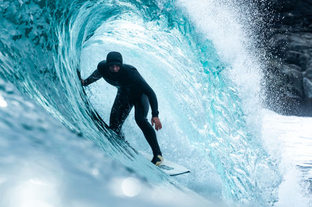 Manera’s Alt Range Wetsuit Redefines Performance, Warmth, and Sustainability