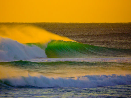 Surfing in the Bahamas: The Ultimate Travel Guide