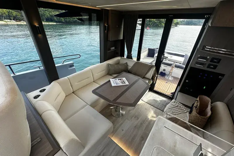サムネイル： 2024 Galeon 400 Fly | 41ft Singapore, Singapore