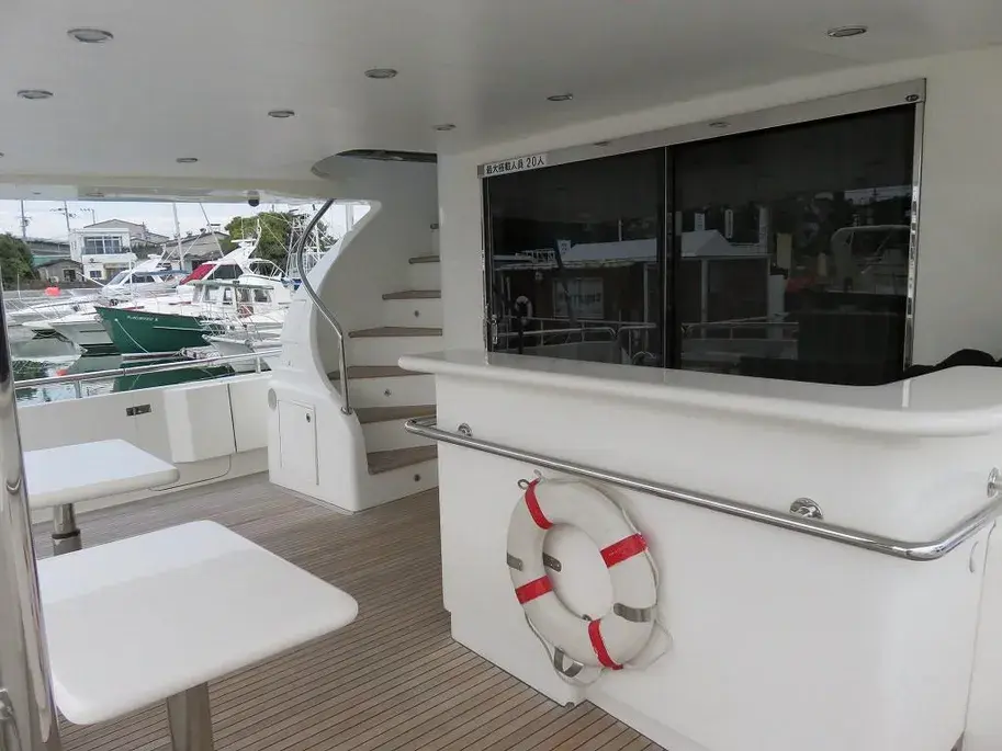 サムネイル： 2008 Horizon 80 | 82ft Osaka, Japan