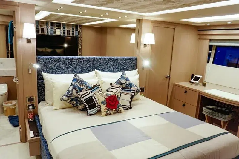 サムネイル： 2020 Sunseeker 86 | 86ft Japan, Japan