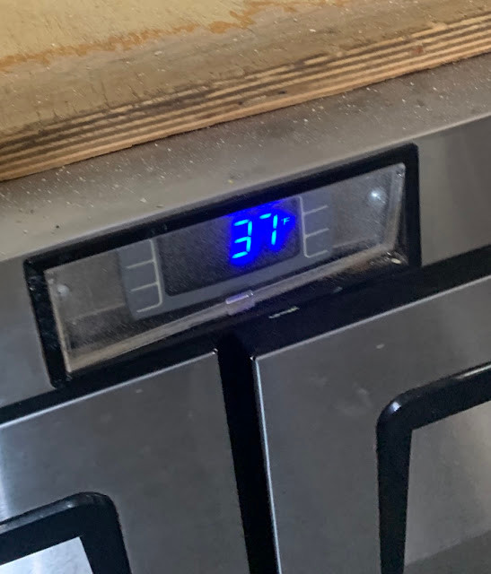 Proper undercounter temperature of a reach in cooler