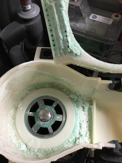 Dirty nugget ice machine with scale build up