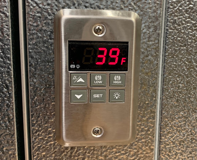 Walk in Cooler at 39 degrees fahrenheit in Austin, Texas