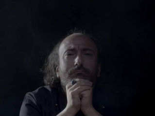 Protagonista di Don't Stare at the Edge, nuovo successo musicale dei Destrage