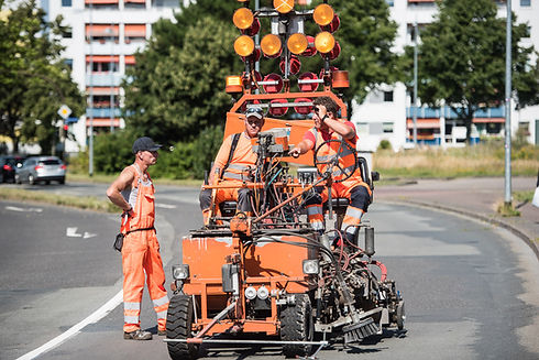 k-t-verkehrsleitung-schwerin-fahrbahnmarkierung