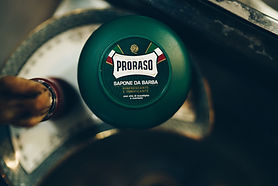 סבון גילוח פרורסו מסדרת אקליפטוס