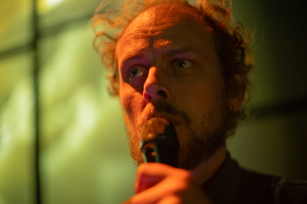 Kopi af DER UTE-02642.jpeg