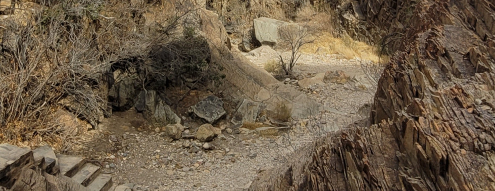 Weaving down the rock staircase to the Window