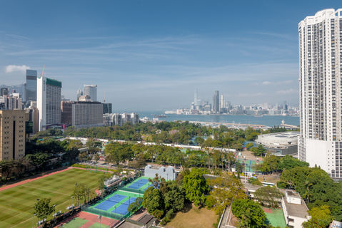 Stunning Views of Victoria Harbour from the apartment