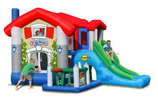The big house 4.5mx 3_3m x 2.6m