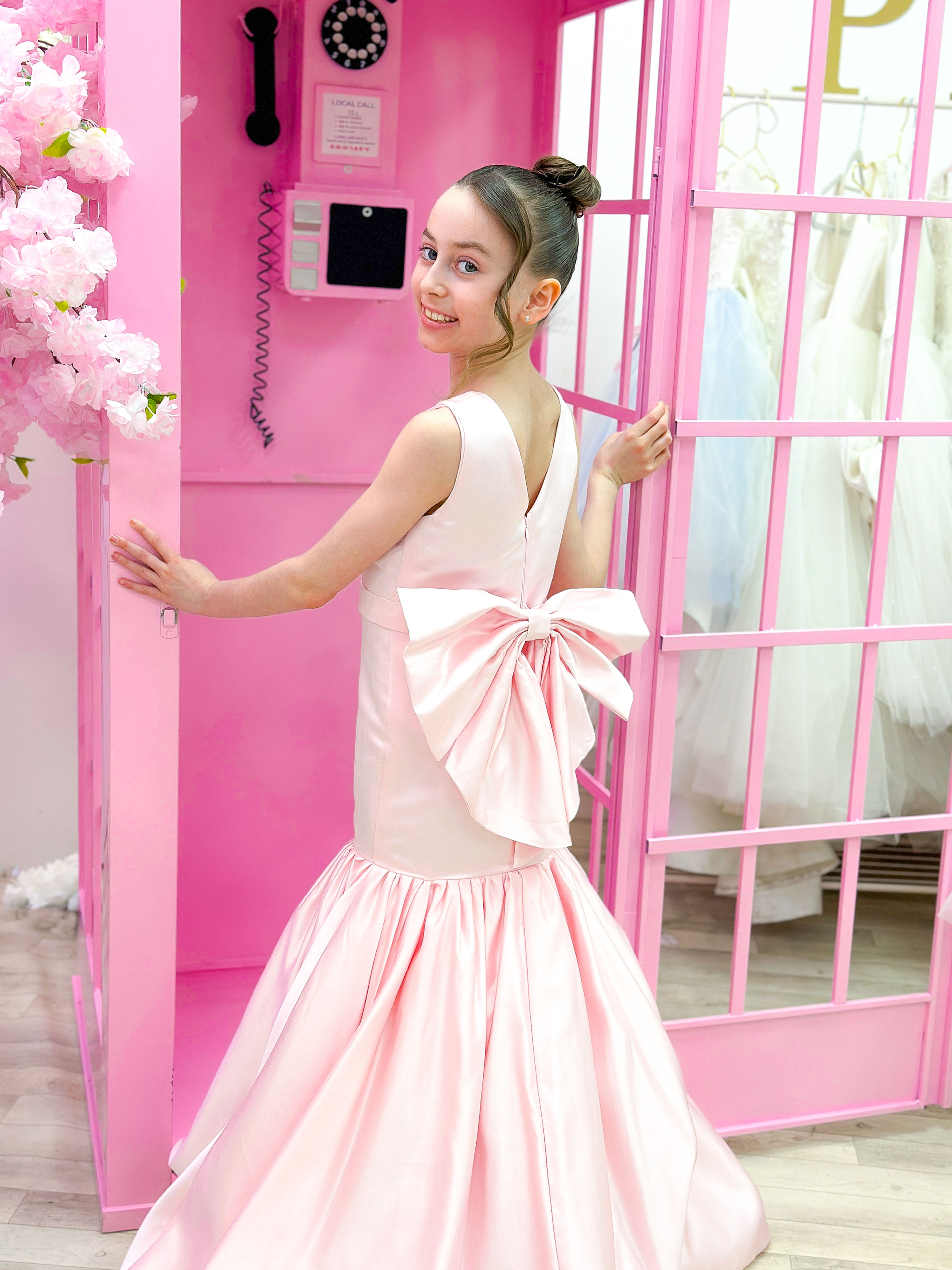 Sale 24 - Ex-Sample - Junior Bridesmaid