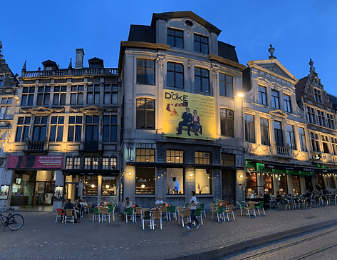 sphinx cinema-min.png