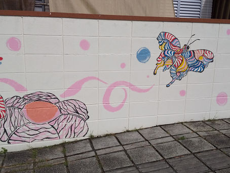 新しい「壁絵」