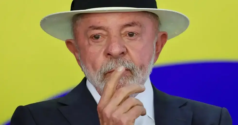 Governo Lula não vê espaço para acordo com EUA sobre tarifas e rejeita negociar Pix e etanol