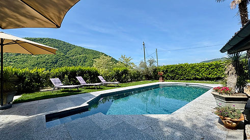 suite ulivo, bed and breakfast, romantico palazzo, purasca, tessin, toskana der schweiz, ferien, unterkunft, pension, fremdenzimmer, lago maggiore, lago di lugano, doppelzimmer, apartment, appartement, ferienwohnung