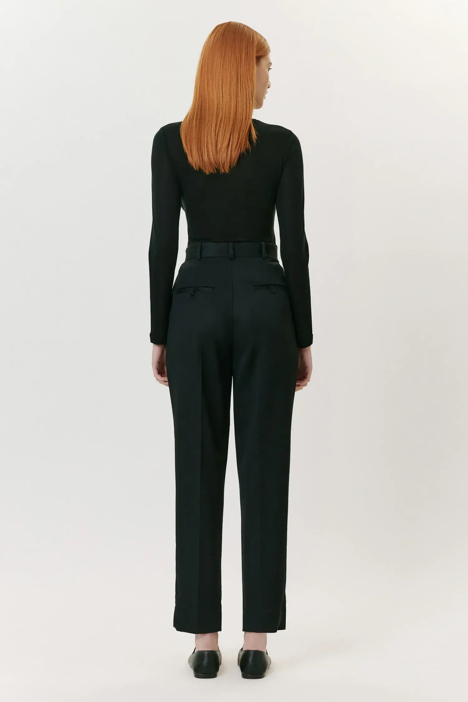 Calça Lã Cenoura Pregas Preto Andrea Marques
