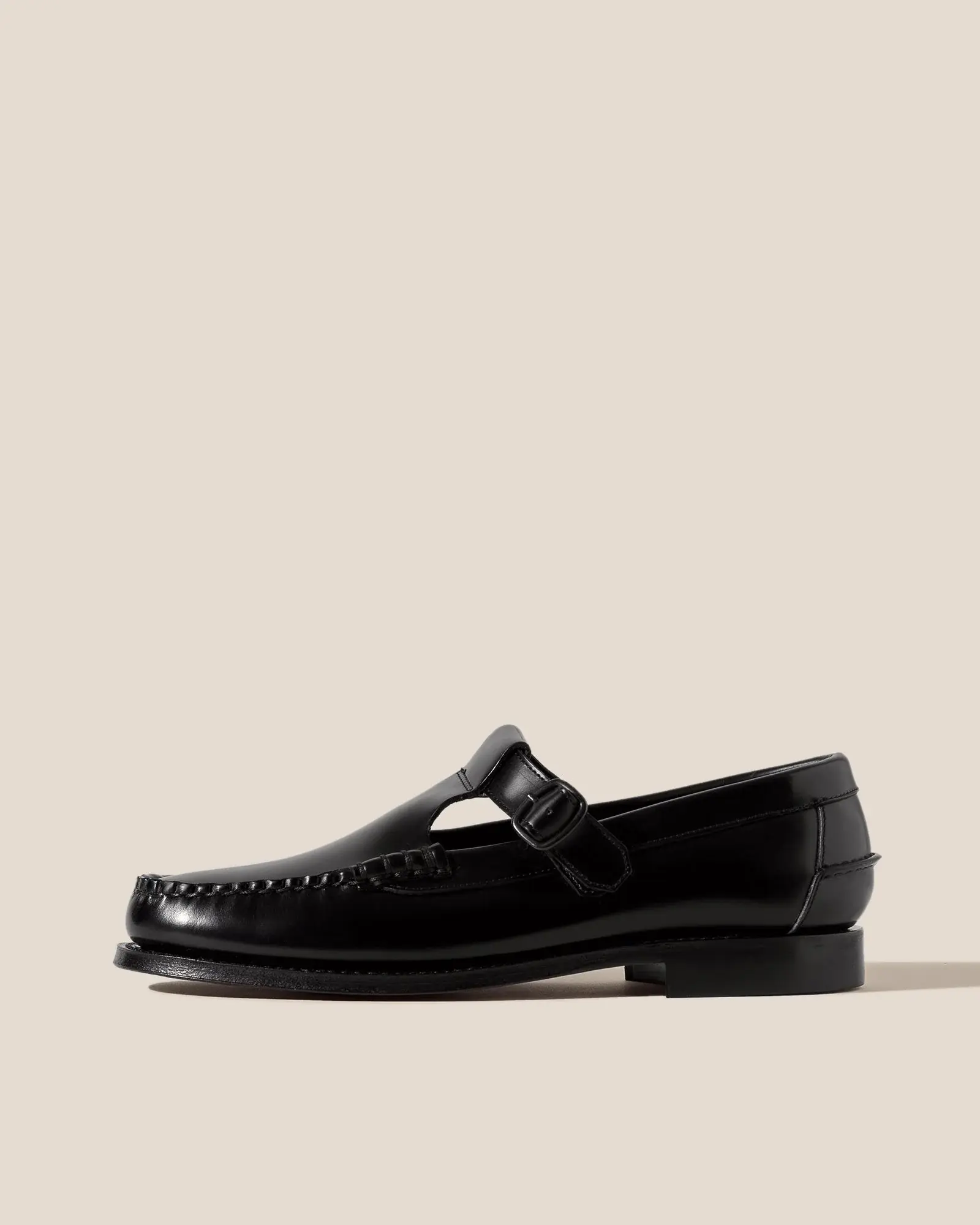 Mocassim T-bar Alber Black Hereu