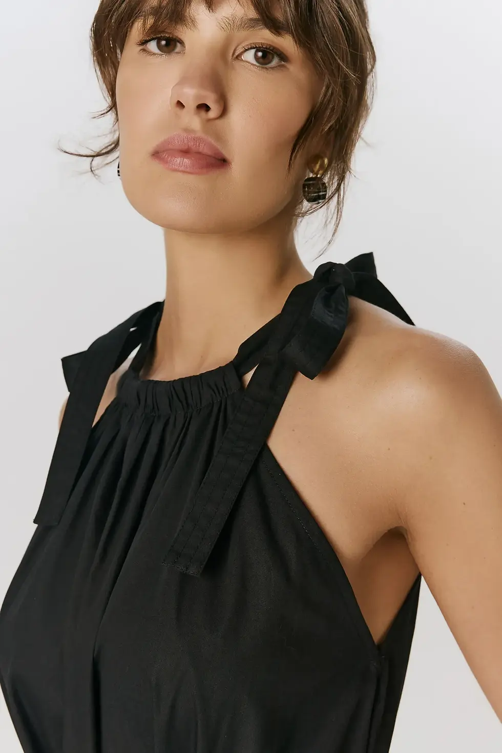 Miniatura: Vestido Decote Alto Fitas Preto Andrea Marques