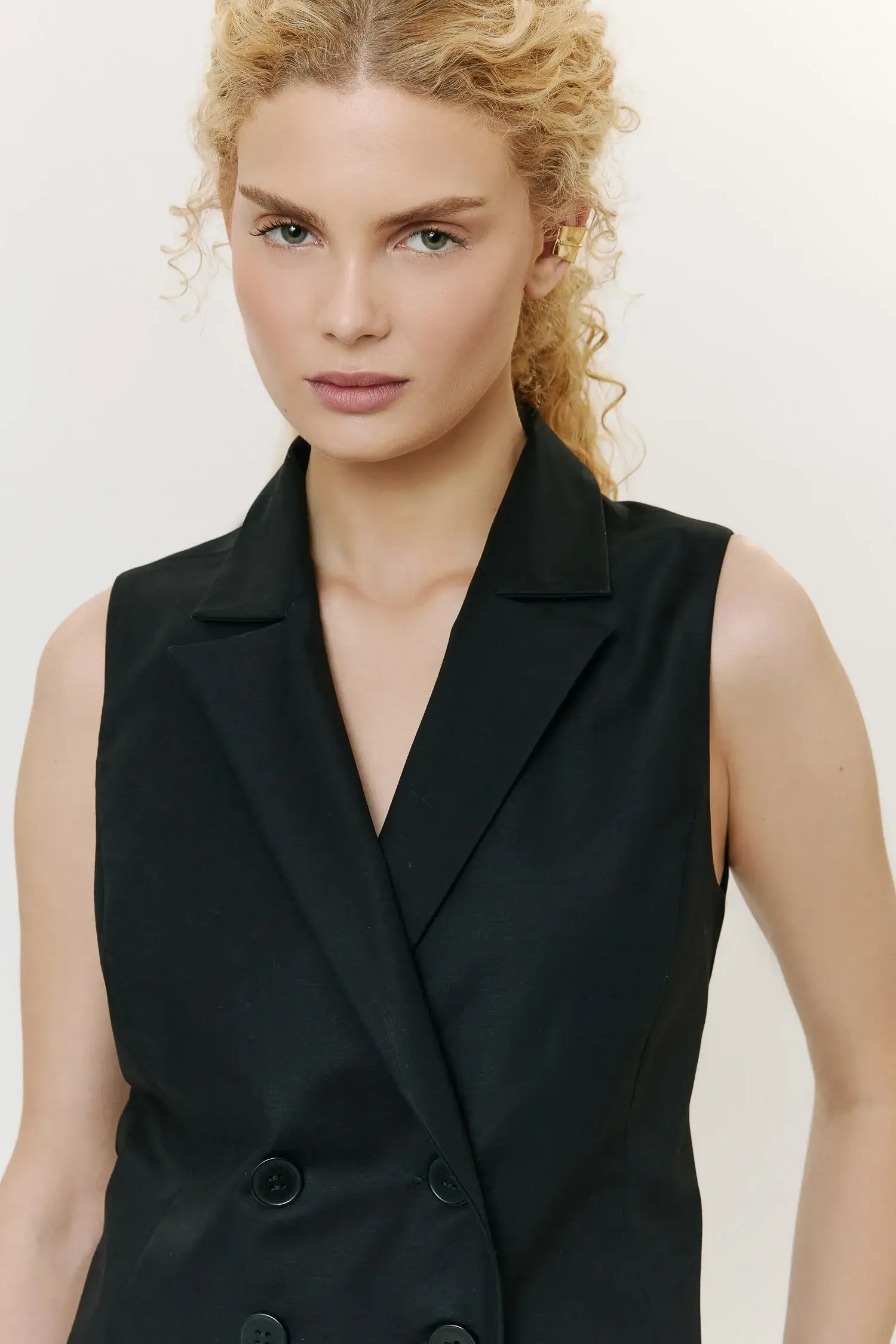Top Abotoamento Duplo Preto Andrea Marques
