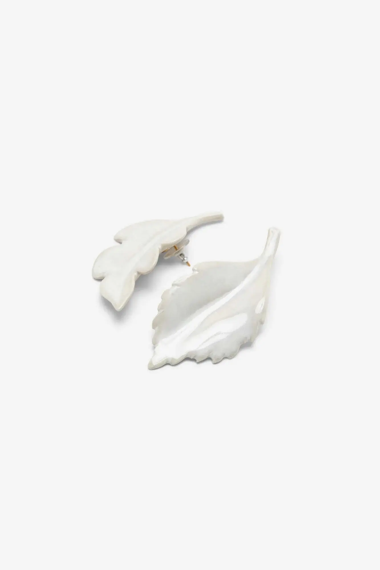 Brinco Leaf White Andres Gallardo