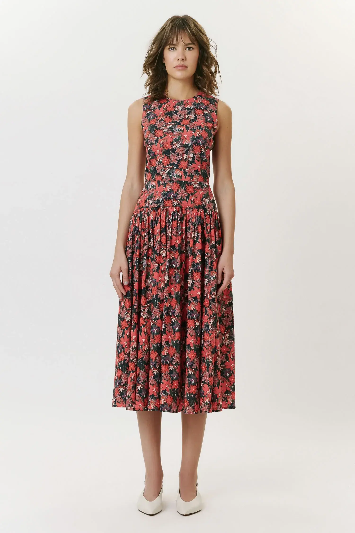 Vestido Sem Manga Pala Curta Franzido Floral Magenta Andrea Marques