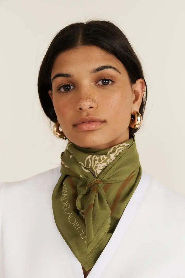 Miniatura: April Large Scarf Maria de la Orden