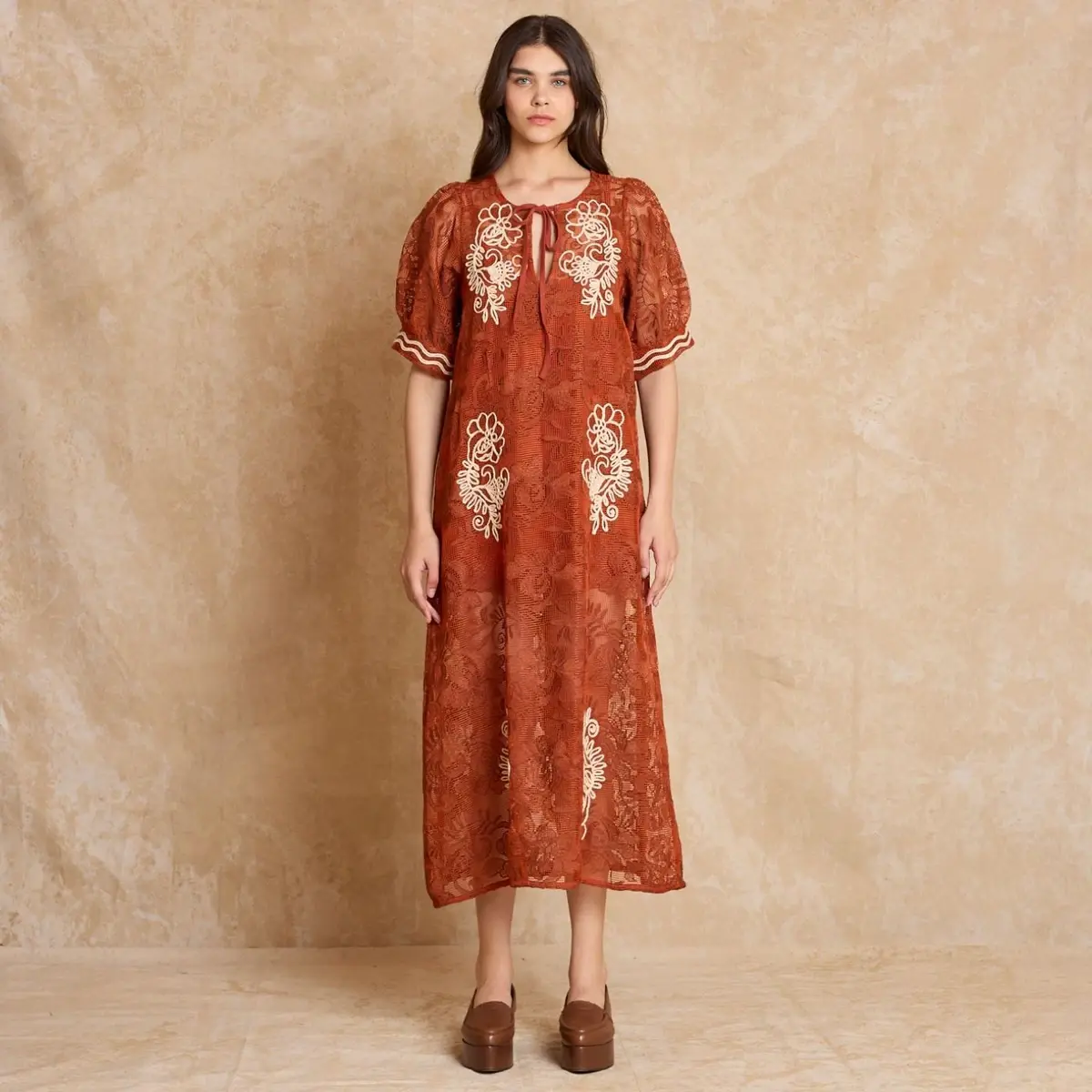 Vestido Bordado Tela Missinclof