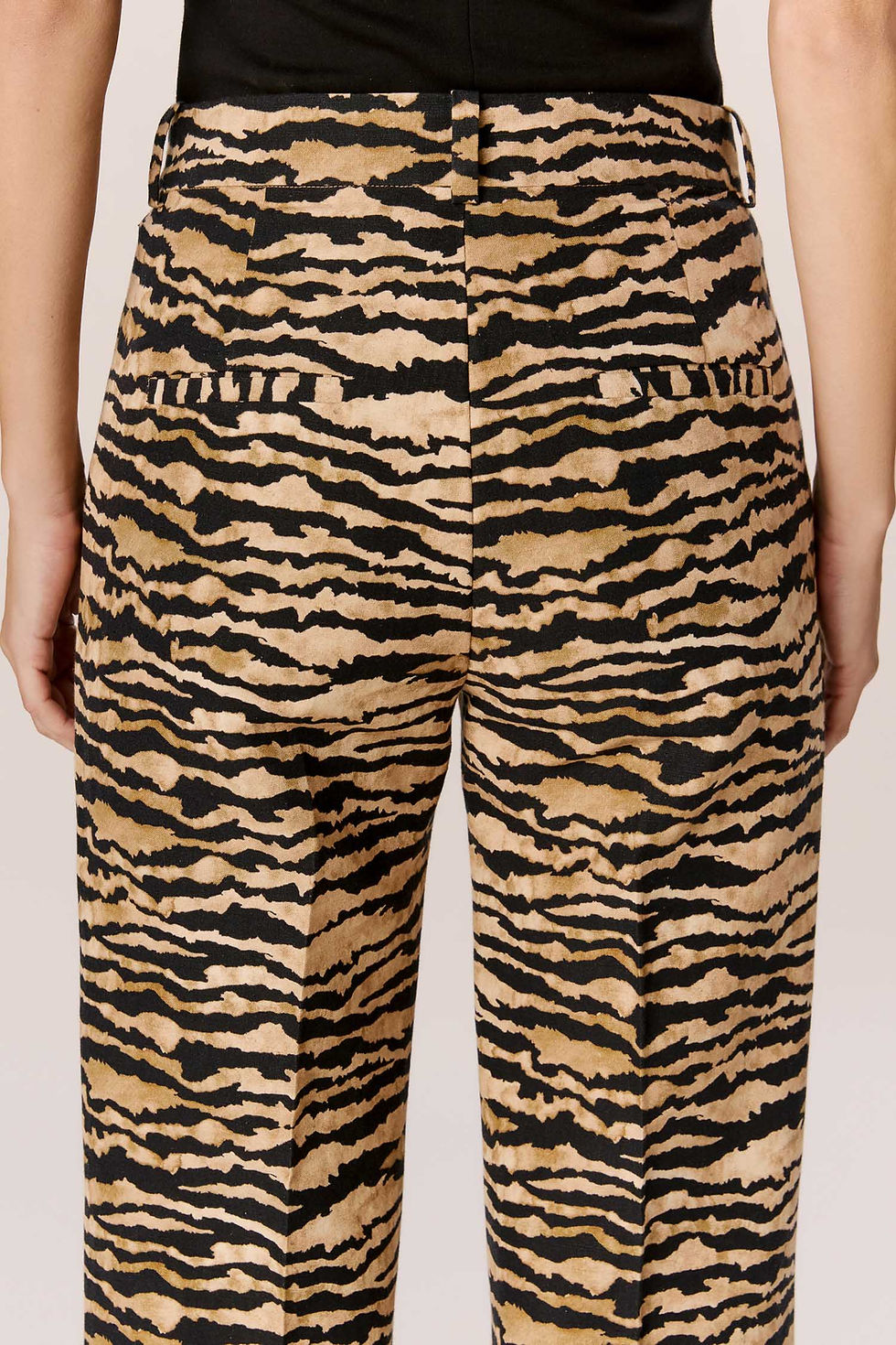 Miniatura: Calça Longa Semi Flare Tigre Andrea Marques