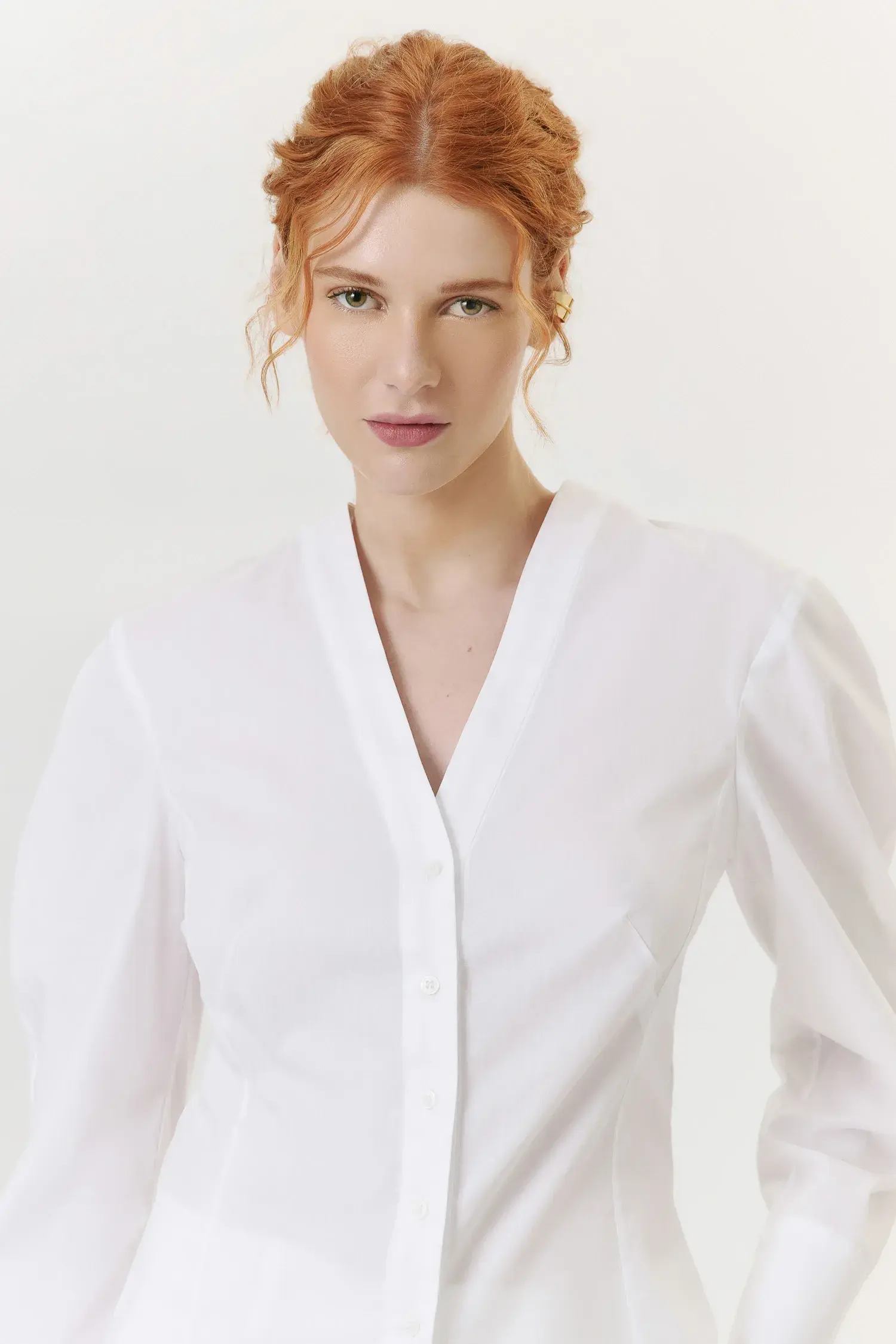 Blusa Decote V Manga Arco Branco Andrea Marques