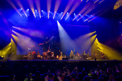 Lighting design and programming for Carlos Vives in Cordillera Festival 2025
