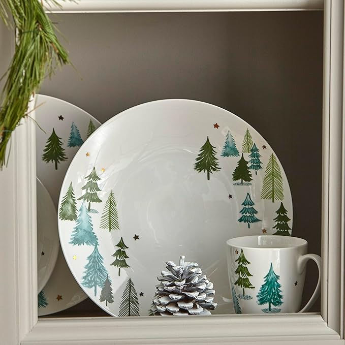 Evergreen Forest Charm: 10 Winter Kitchen Decor Finds for a Cozy, Natural Look