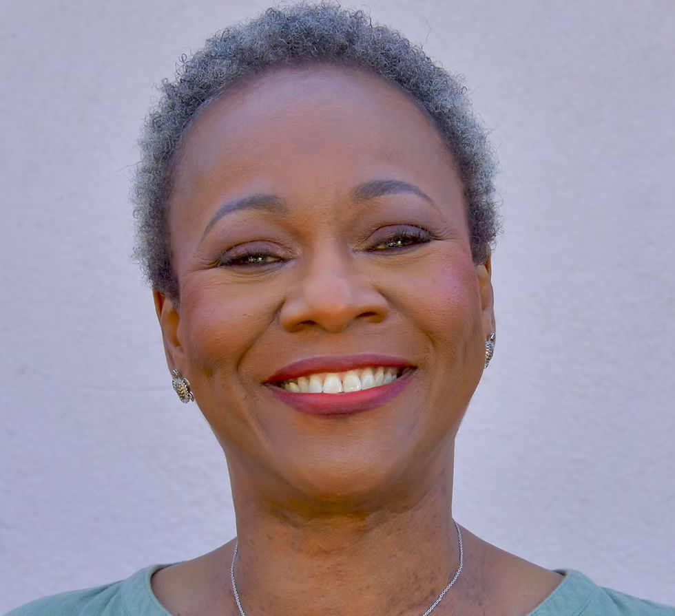 190470_eebdddfb598b4197a2bd8abad19084c0~mv2 (1)_edited.jpg