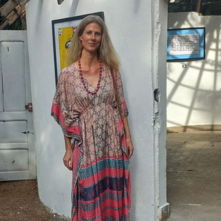 Catherine Elizabeth Pitt at the Biennale exhibition of the Atelier d'EX-pression in 2024