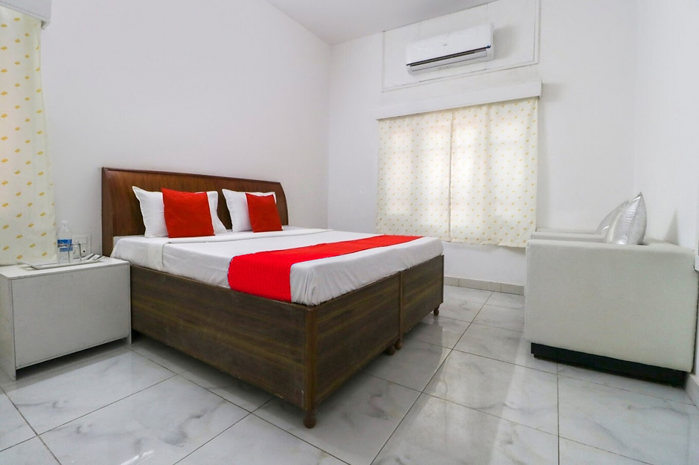 Luxurious super deluxe room at Amar Hotel, offering extra space, stylish interiors, and world-class amenities.