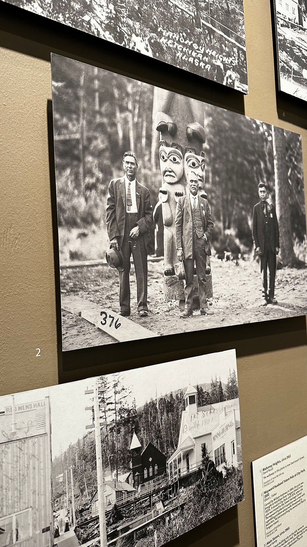 Photo of Tlingit totem artists (B&W)