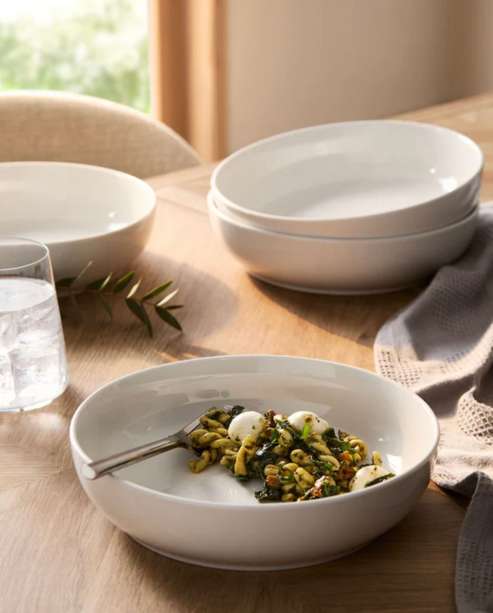 Set of 4 White Moderna Pasta Bowls