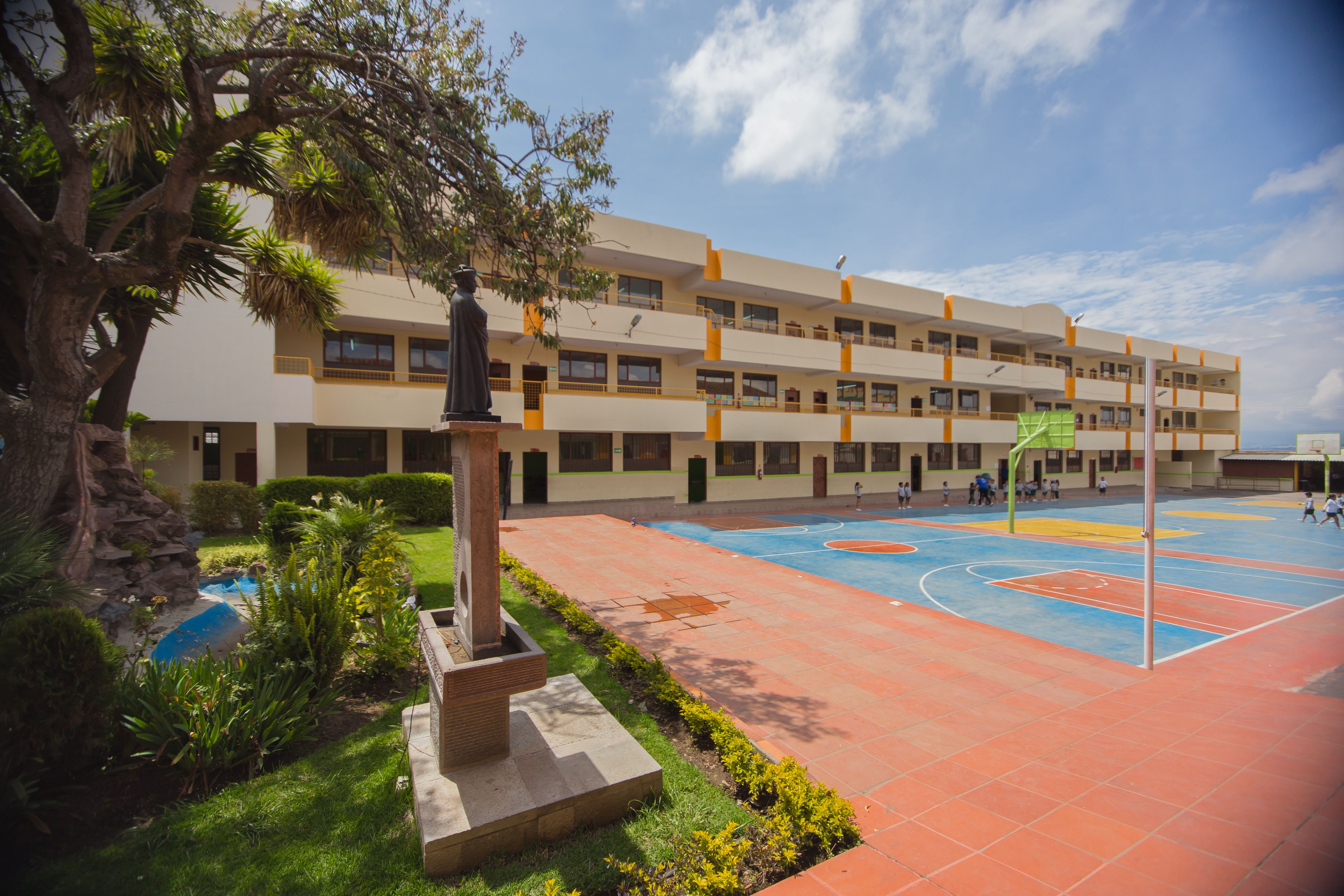 EDIFICIO MATOVELLE