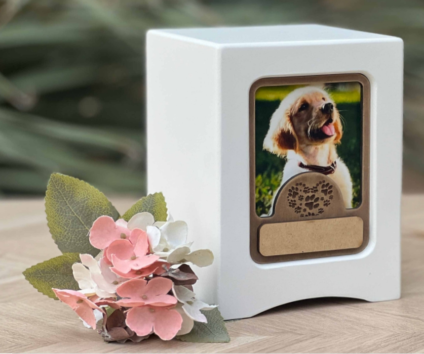 Urna Labrador del catálogo oficial de Pets Eternal